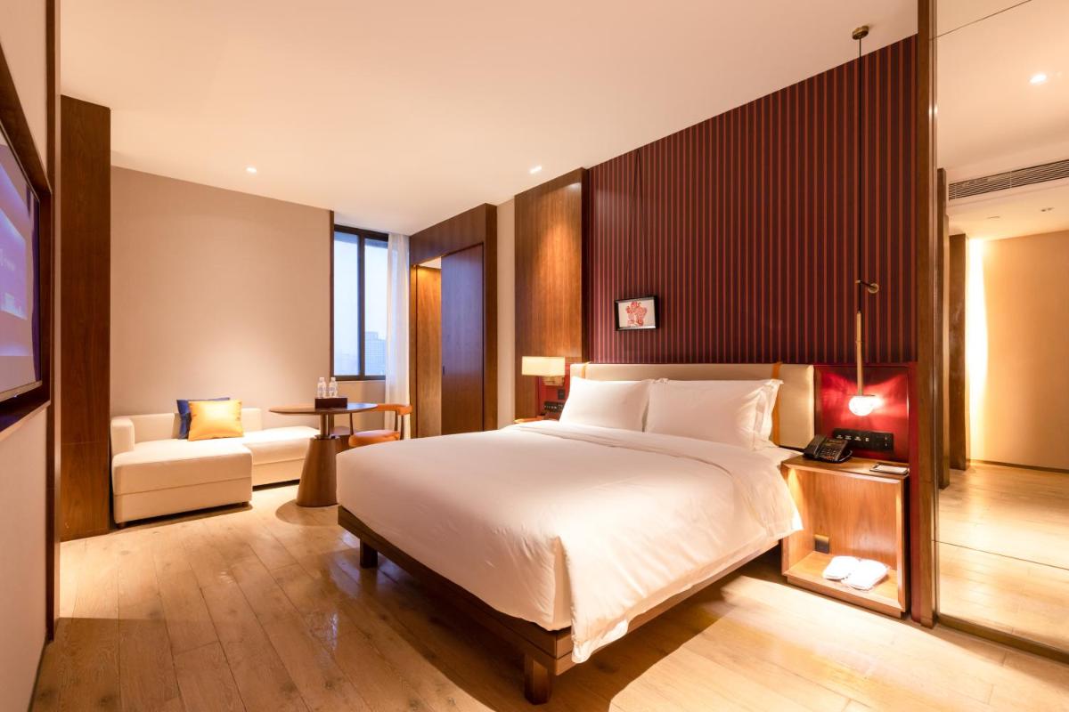 Foshan Xinxuangong Hotel - Housity