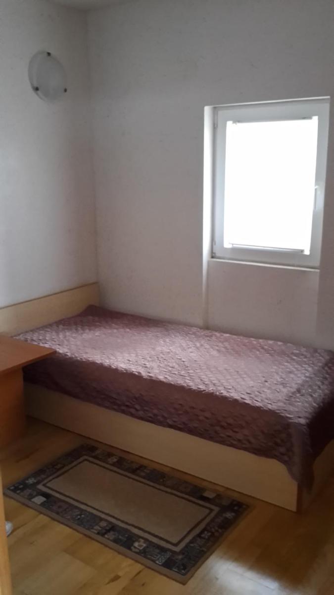 Ferienhaus Vesna - Housity