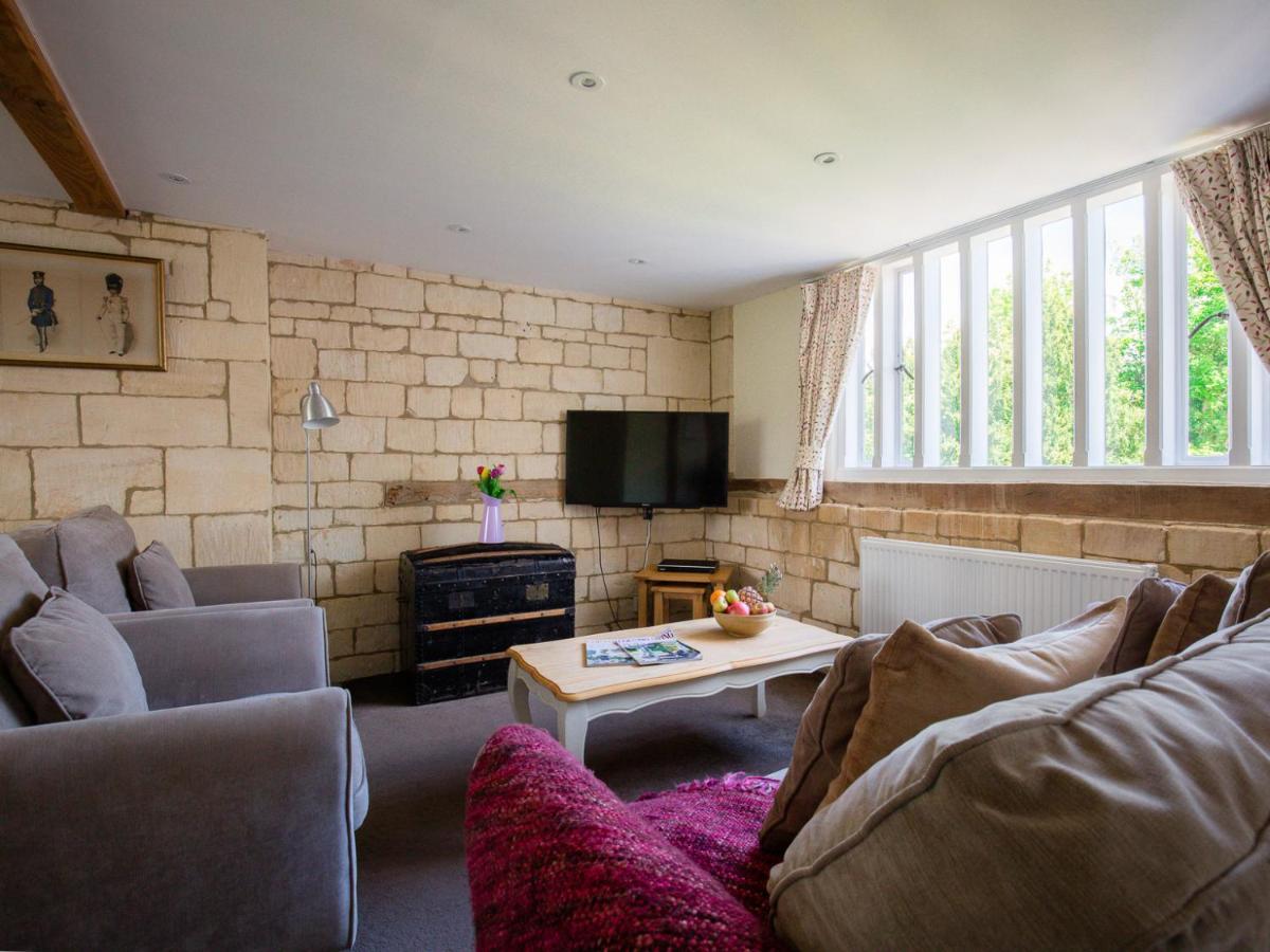 Oliver Cromwell - Housity