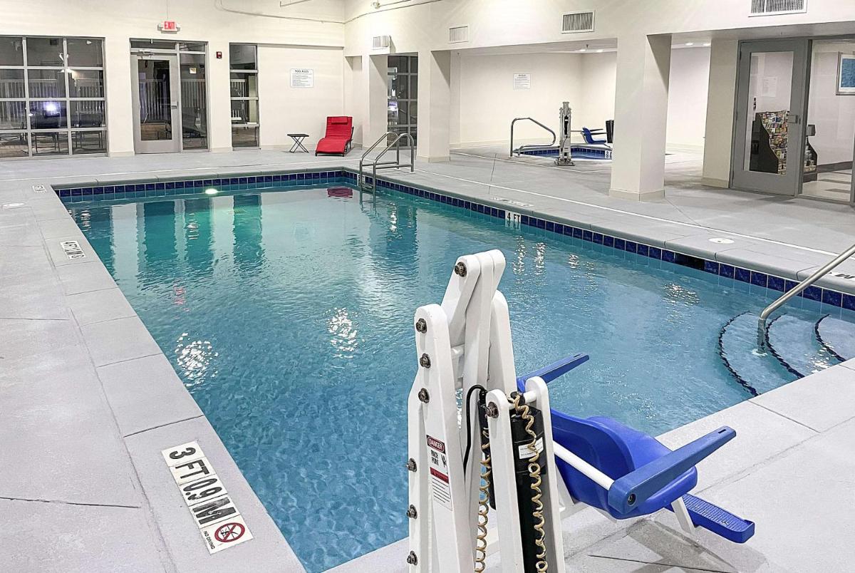 Wingate by Wyndham Panama City Area Lynn Haven - Housity
