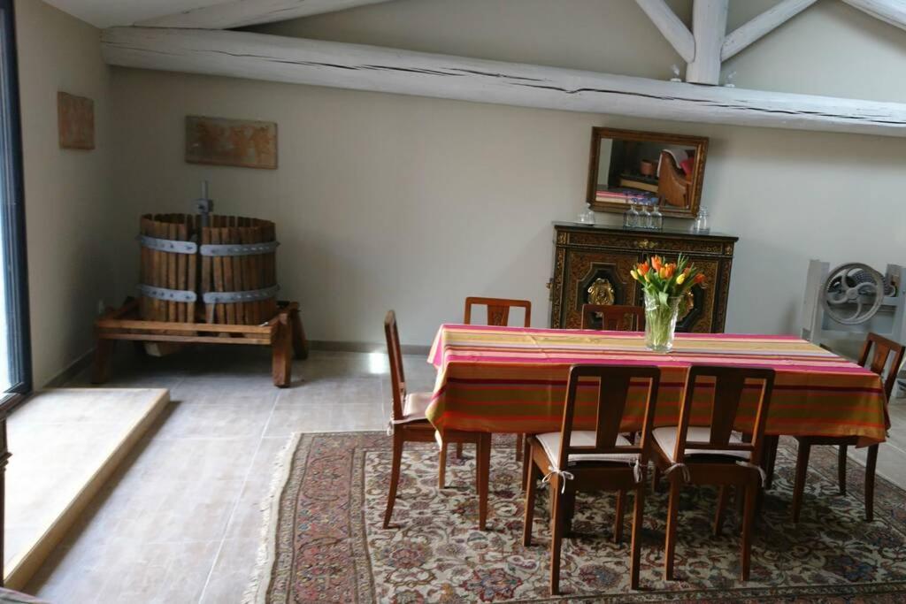 Sous la Tonnelle, maison de vacances - Housity