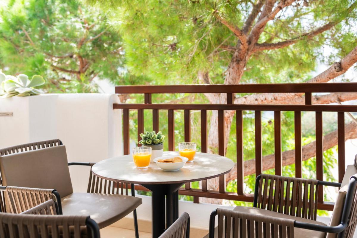 Un balcón o terraza de Inturotel Esmeralda Park