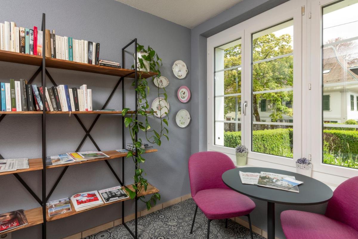 Bären Self Check-in Hotel - Housity