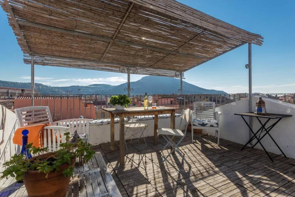 Su Dandaru, the castle view house - Housity