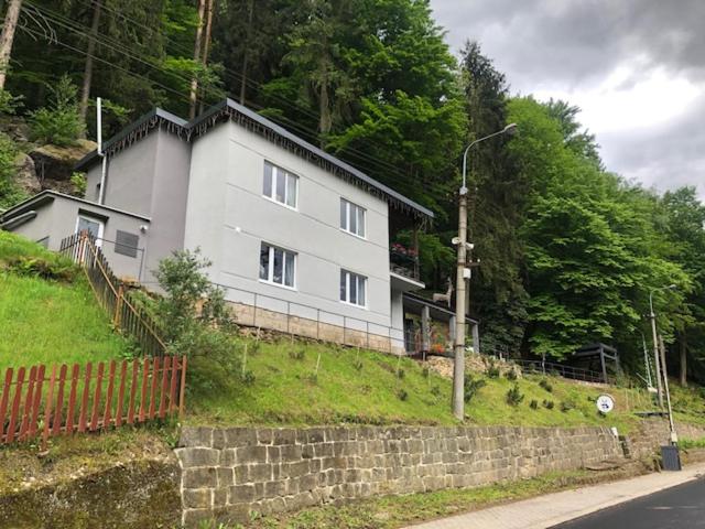 Holiday House Panda - Housity