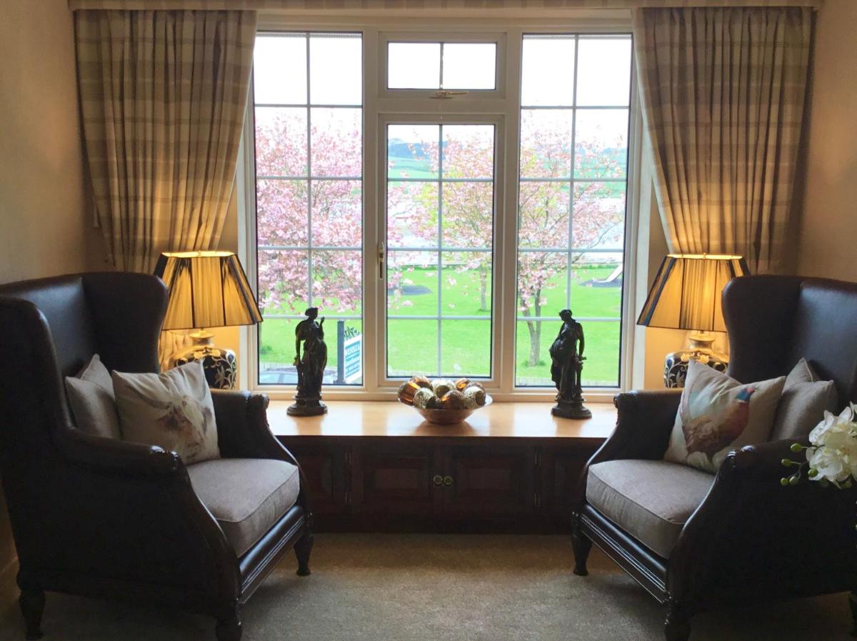 Westlea Guest House - Housity
