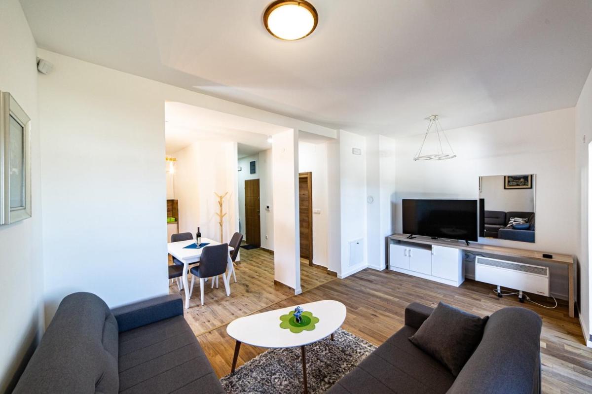 turisticki apartmani “Kraljeva stolica” - Housity