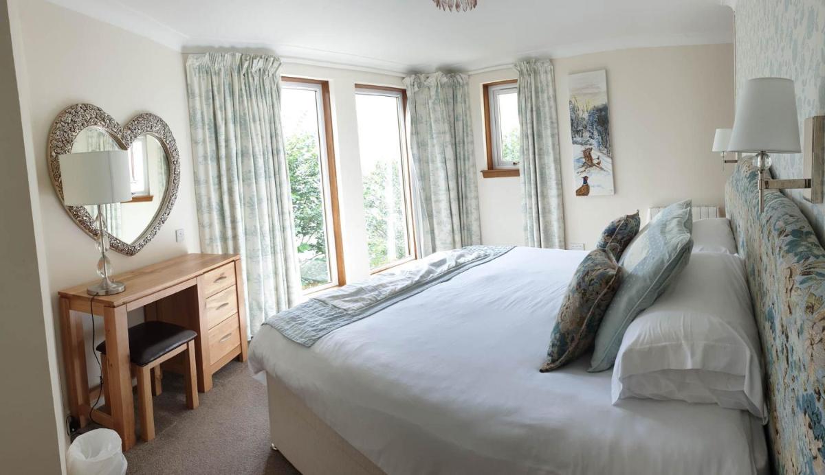 Loch Rannoch Lochside Lodge 3 - Housity