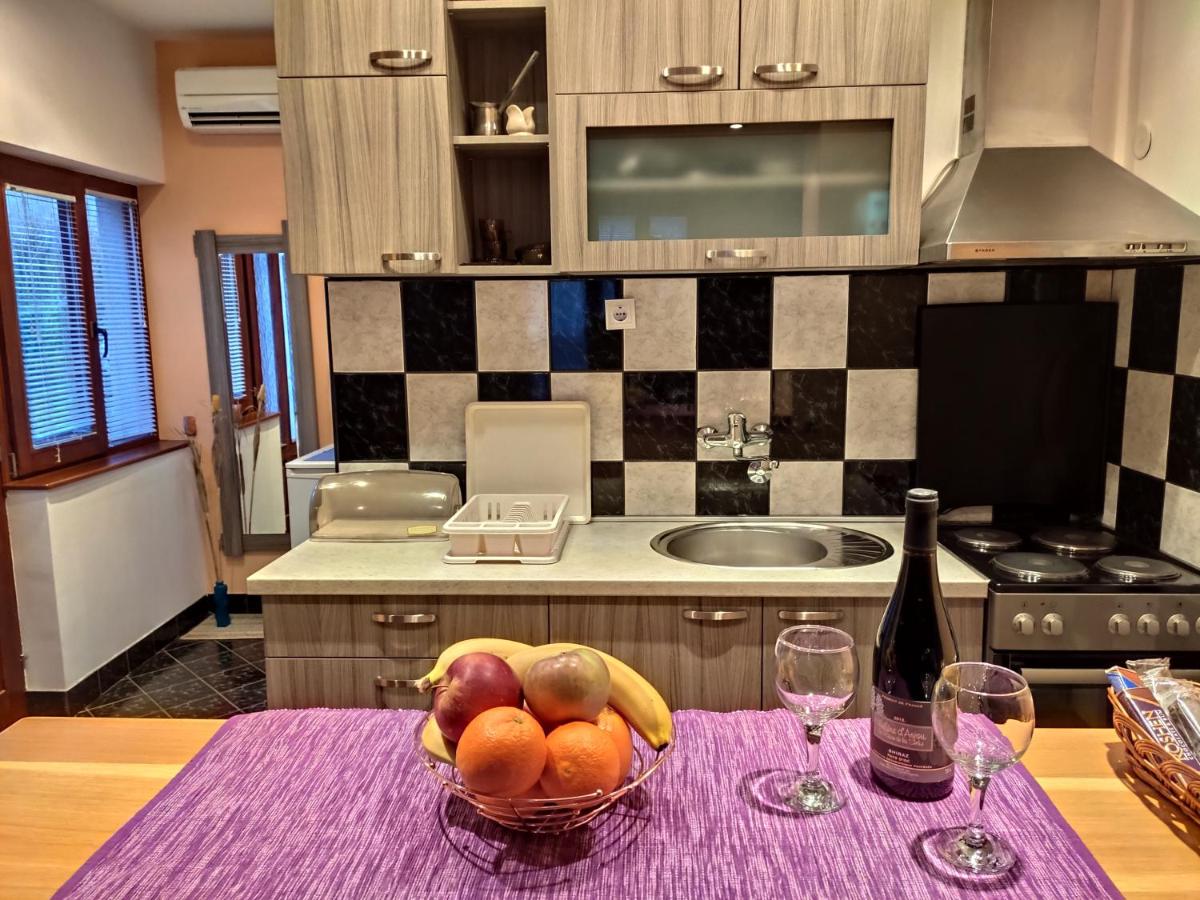 Apartmani Ristić - Housity