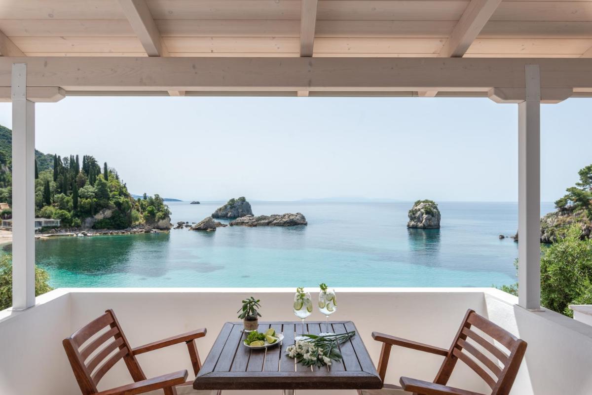 Krioneri Beach - Housity