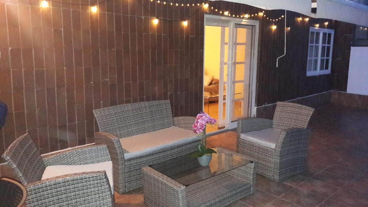 Apartamento con terraza en el casco historico - Housity