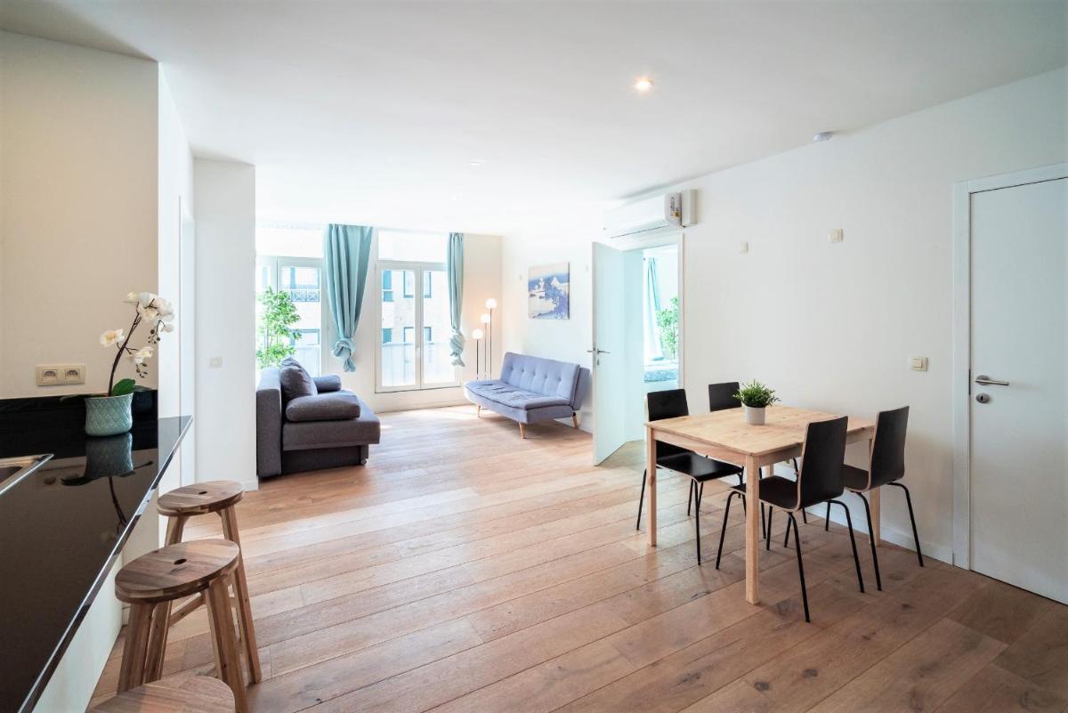 The Central Square Residence - Housity