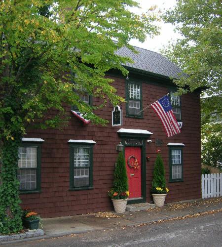 Melville House Newport - Housity