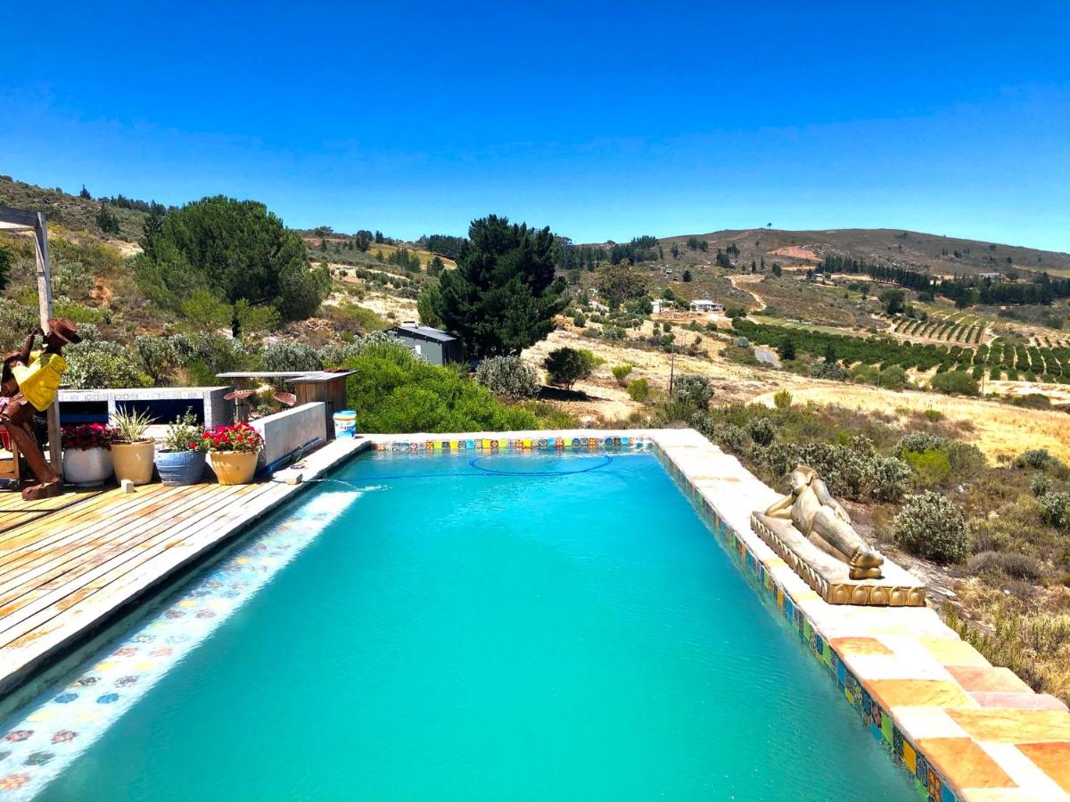 Mountain top escape - Housity
