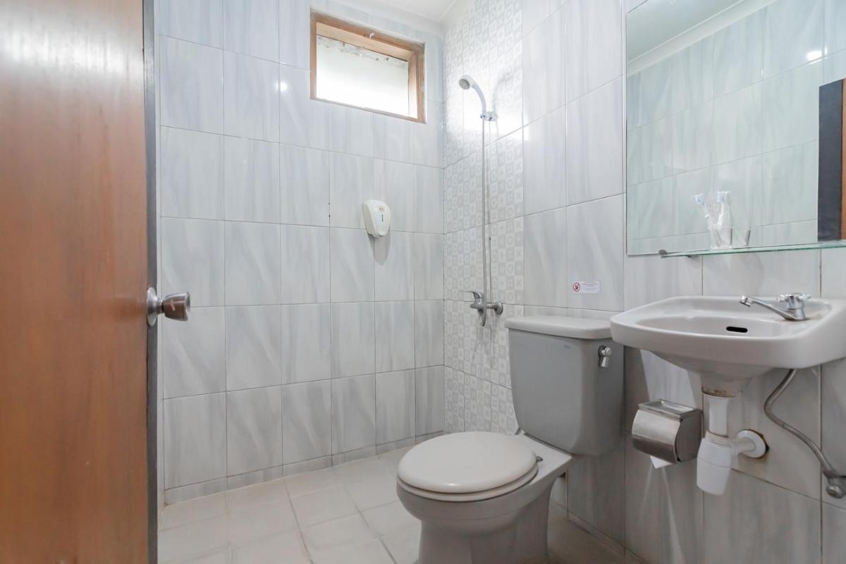Suitetrails - Sans Hotel Cihampelas Bandung