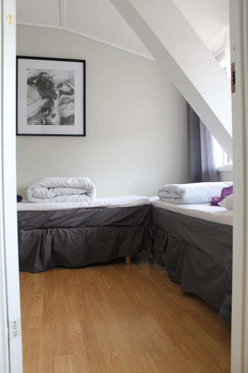 O Brian Gjestehus - Housity