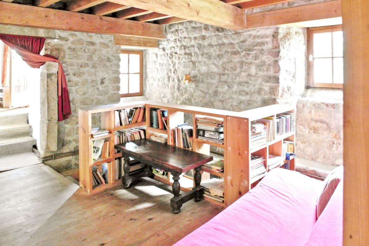 Maison charmante à Saint-Basile avec jardin et cheminée - Housity