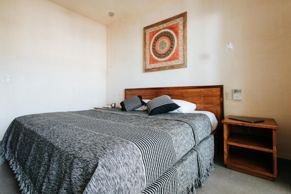 Hotel Uolis Nah - Housity