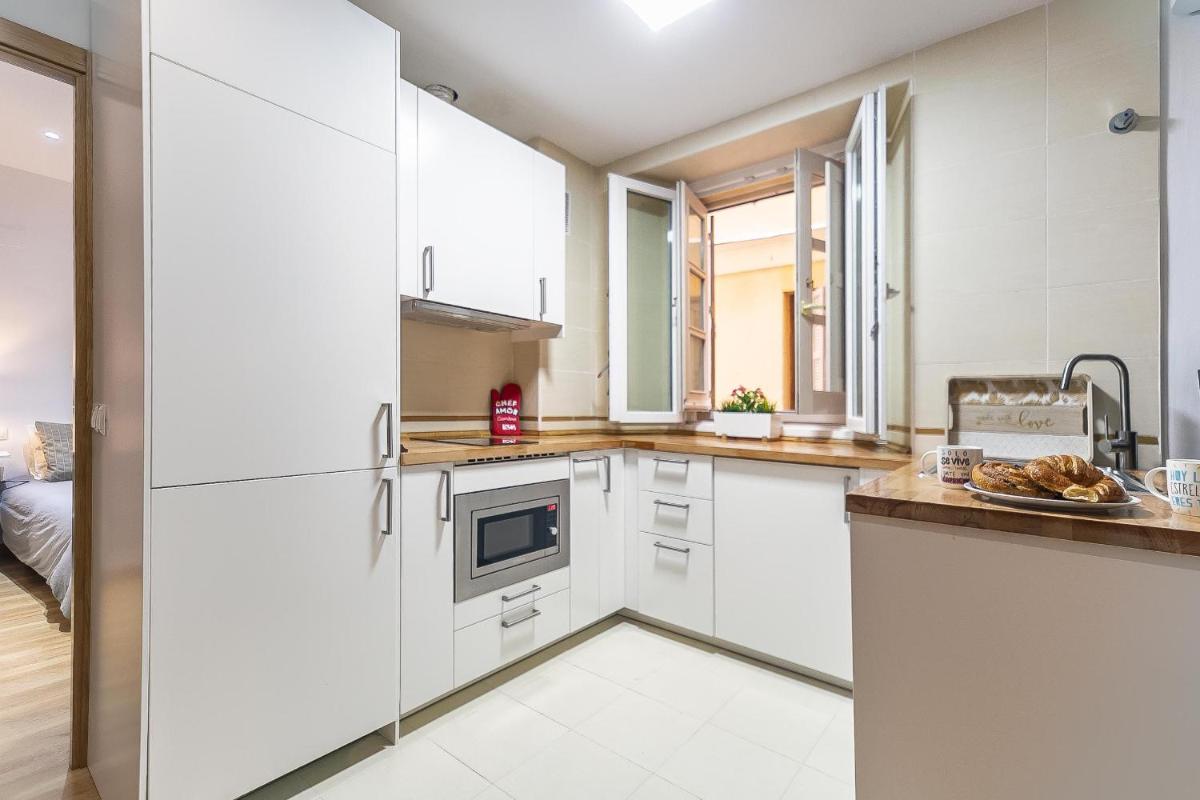 Premium Mitjana - Housity