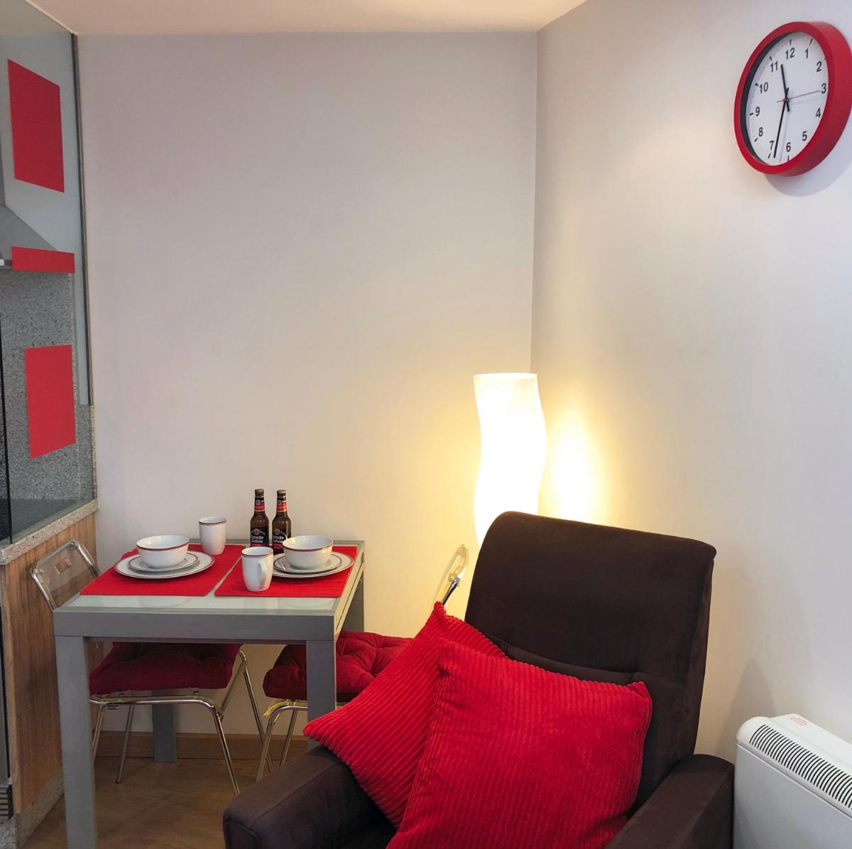 Carmine & Violet Home - Housity