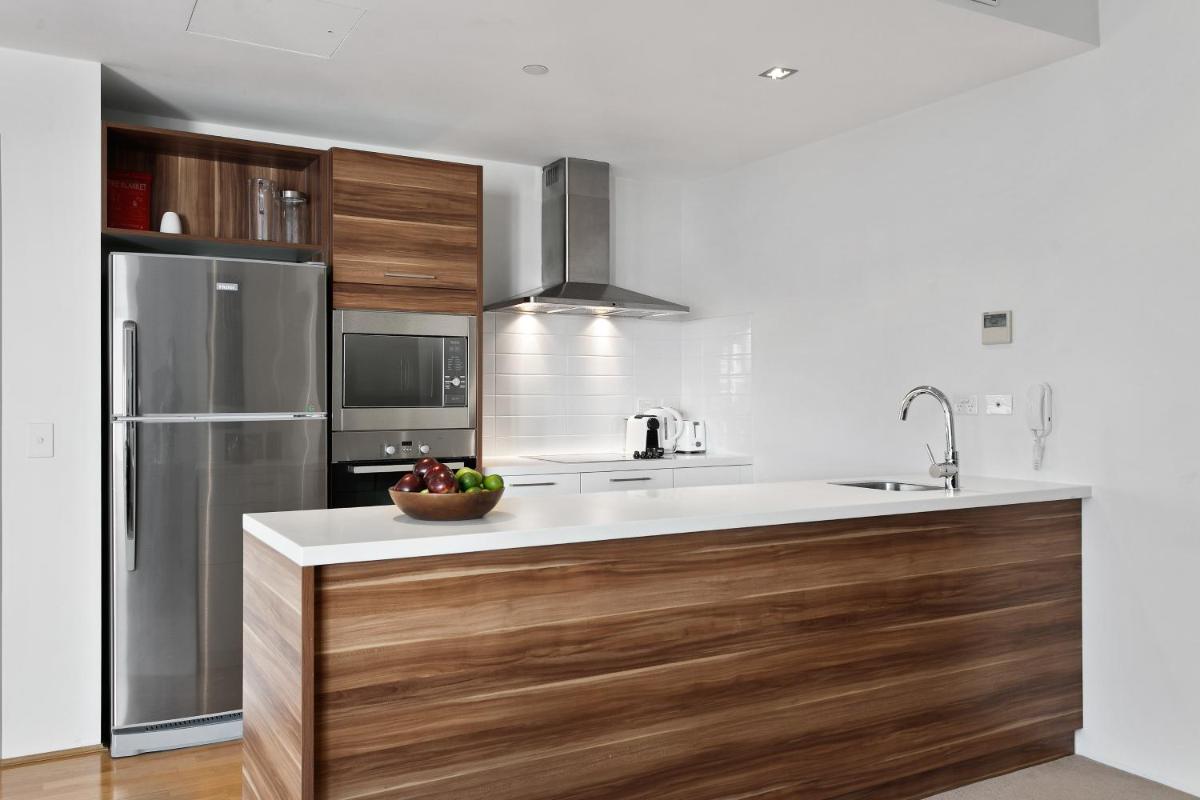 Suitetrails - Astra Apartments Perth CBD
