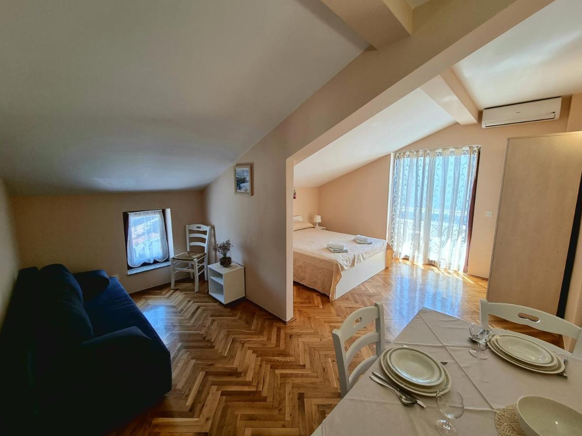 Apartments Ostrea - Ana - Housity