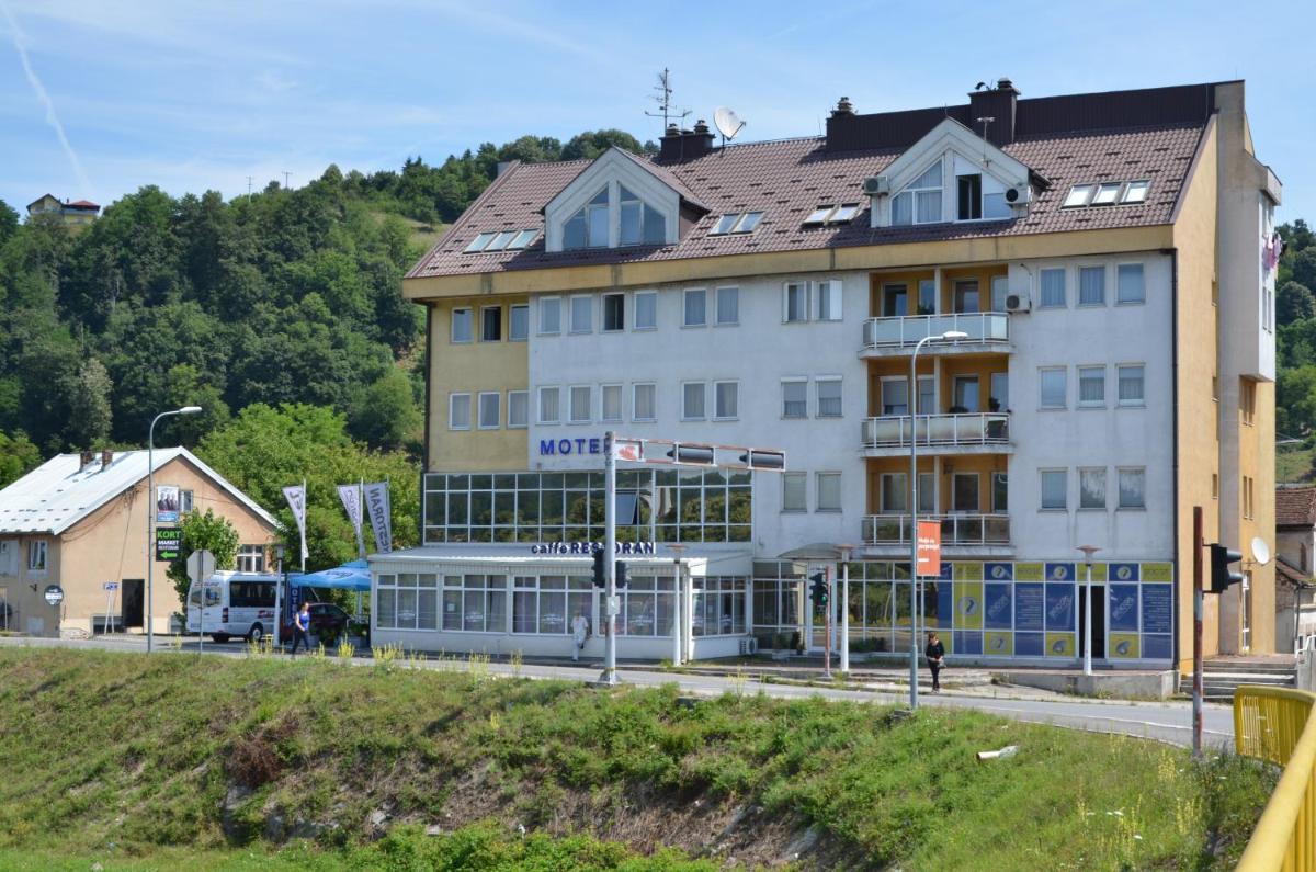 Motel New Sanatron - Housity