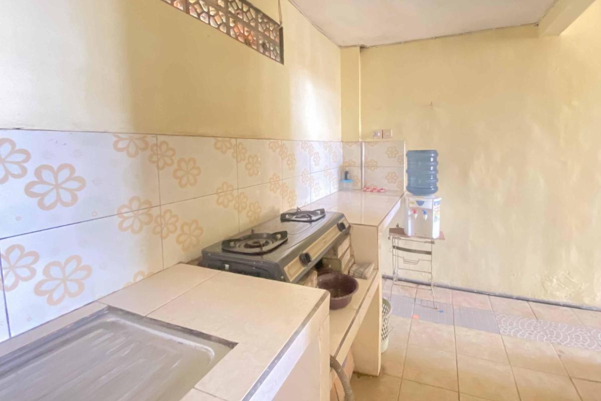 Kanca Homestay Syariah RedPartner near GOR Untung Suropati - Housity