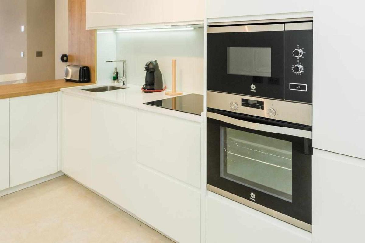 Beige and Classic Sea View Apartment - Housity