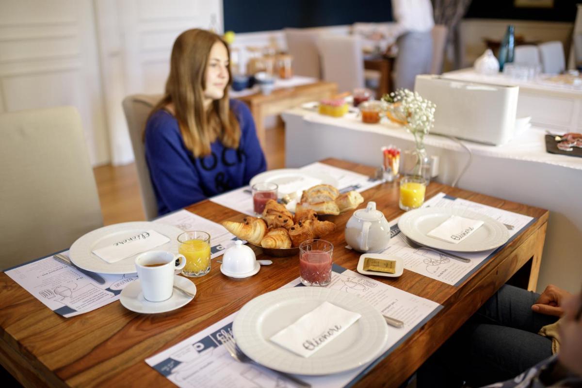 Nourriture dans l'hôtel ou à proximité