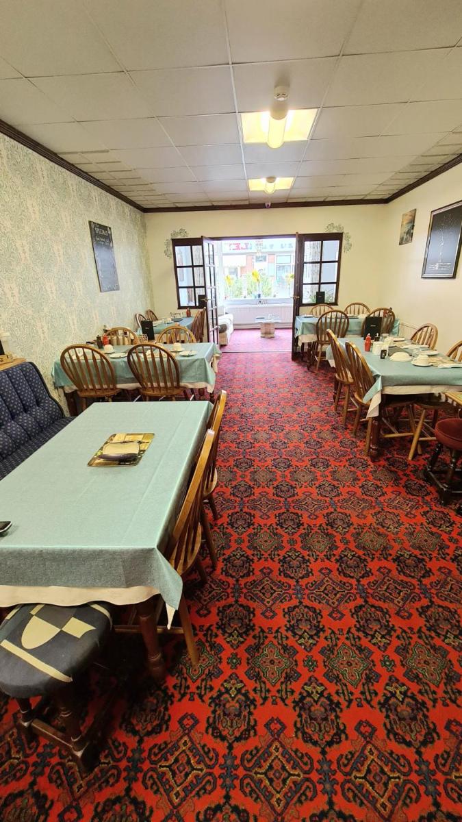 The Beverley Hotel - Housity