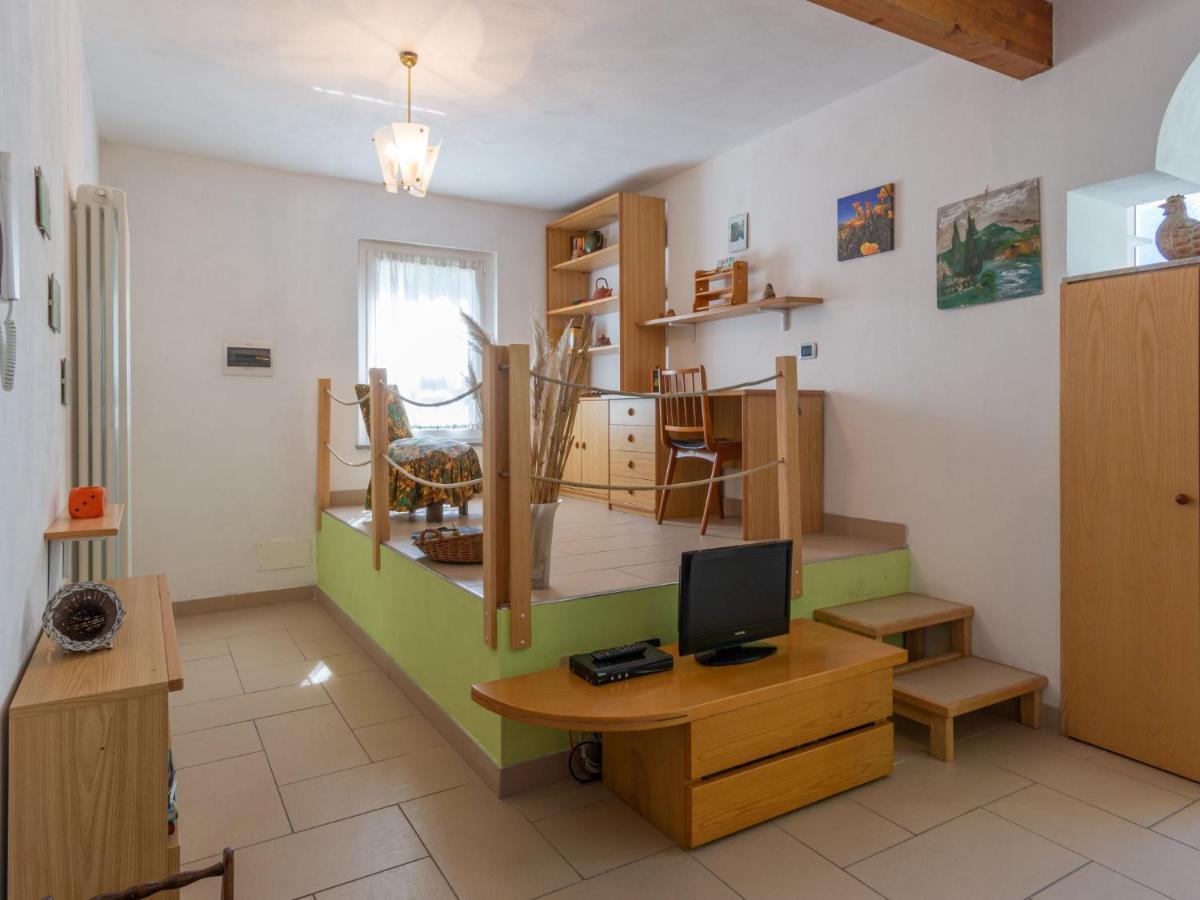 Apartment Elisabetta - GLA115 by Interhome - Housity