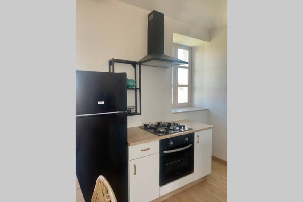 La providence, surplombant la ville - Housity