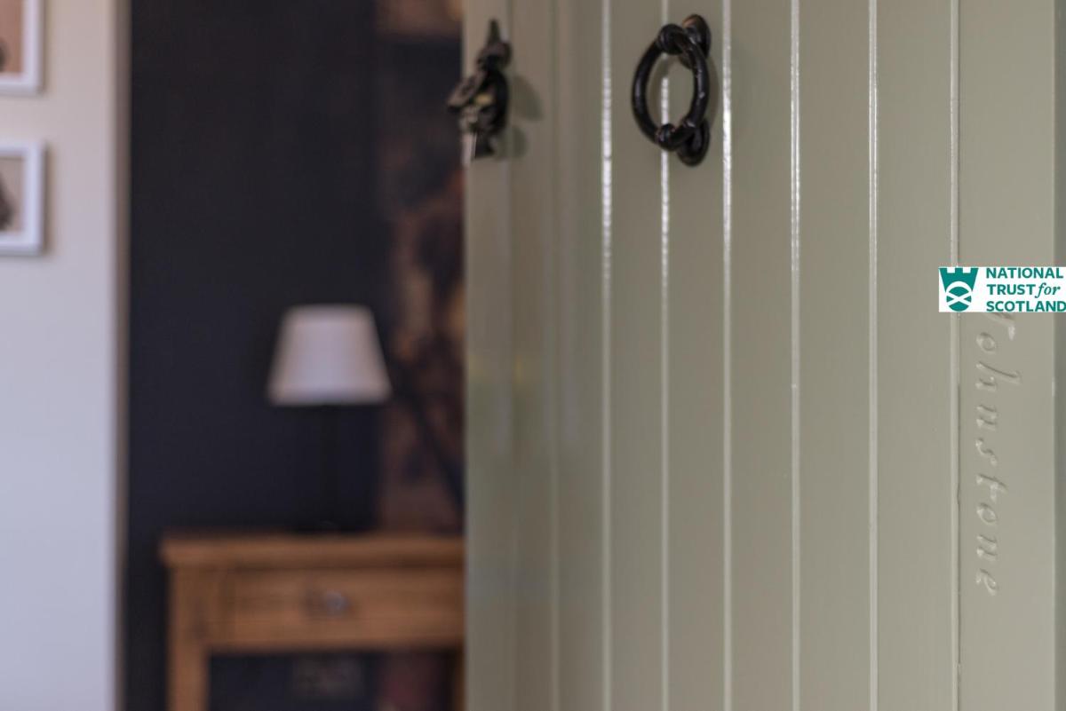 Johnstone Apartment by The National Trust Scotland - Housity