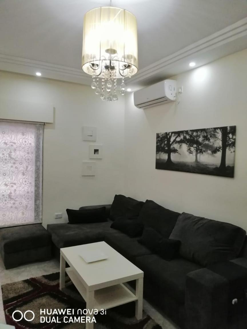 Khalf and ishtay building - Housity