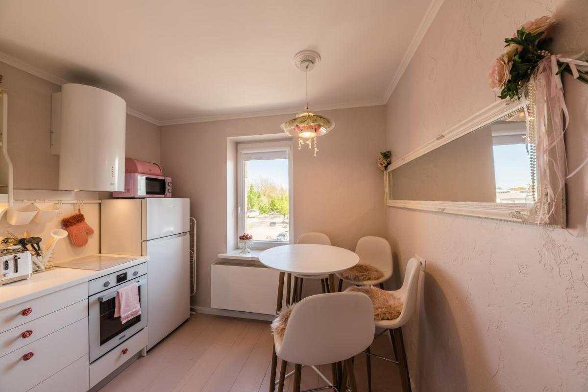 Vintage Lounge studio with sea view in Liepaja - Housity