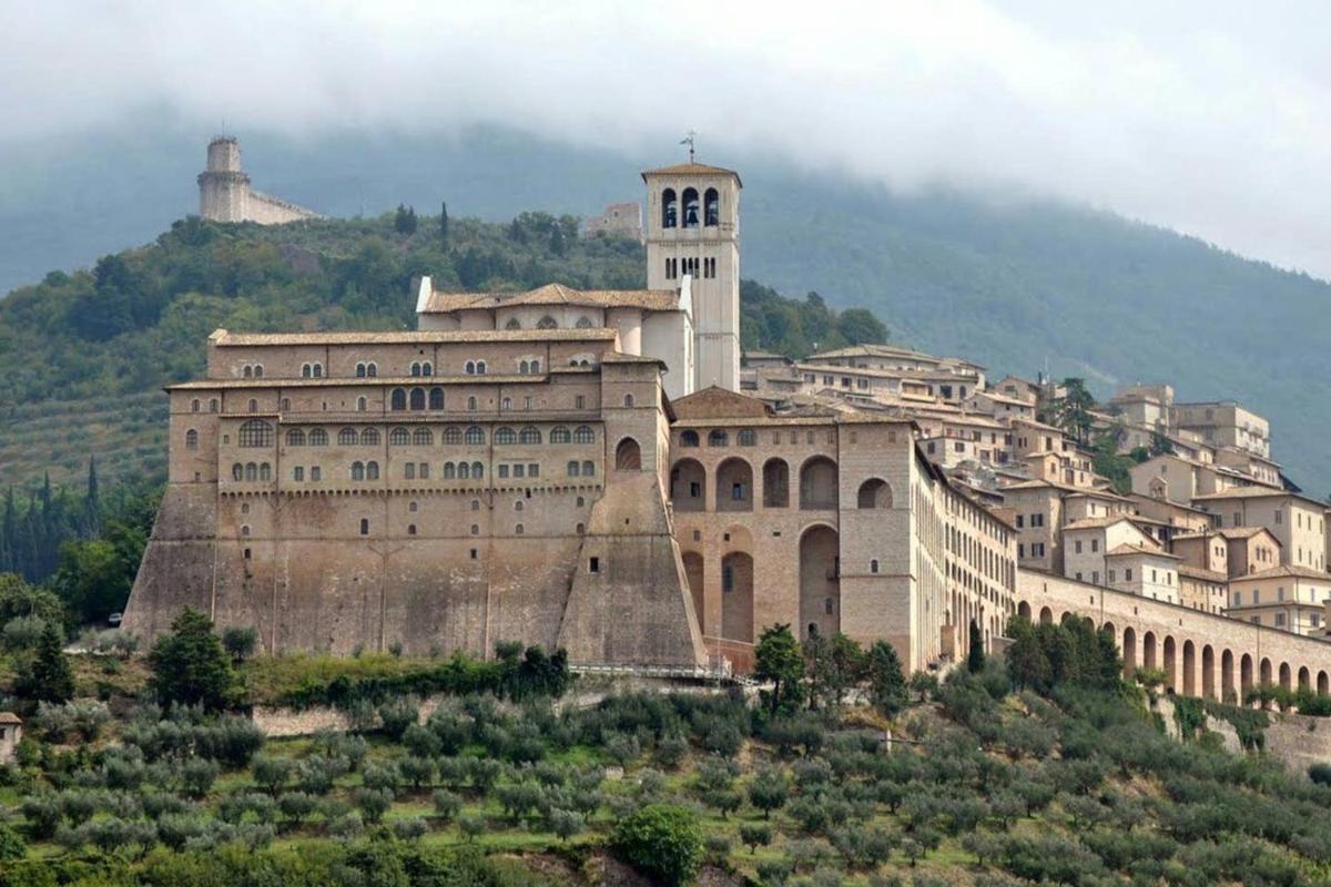 Suitetrails - One bedroom house with city view enclosed garden and wifi at San Vitale