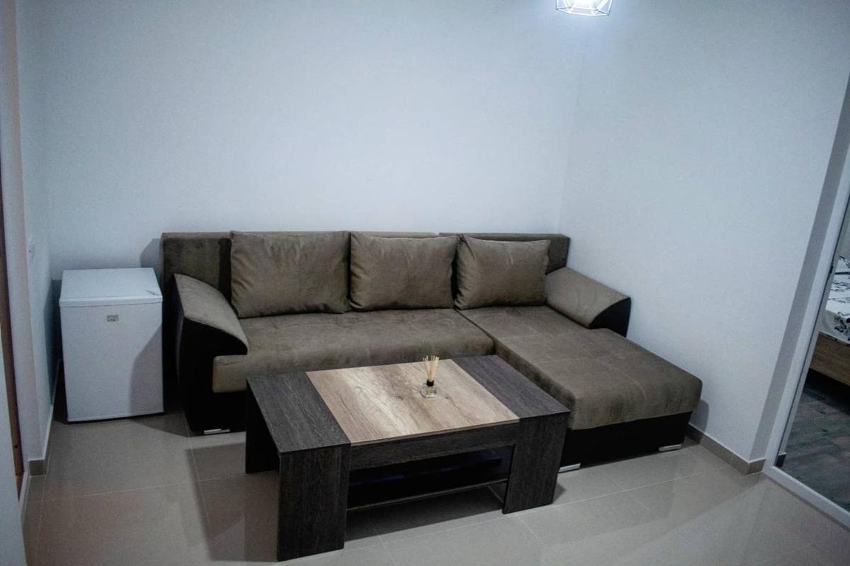 Casa Adrian - Housity