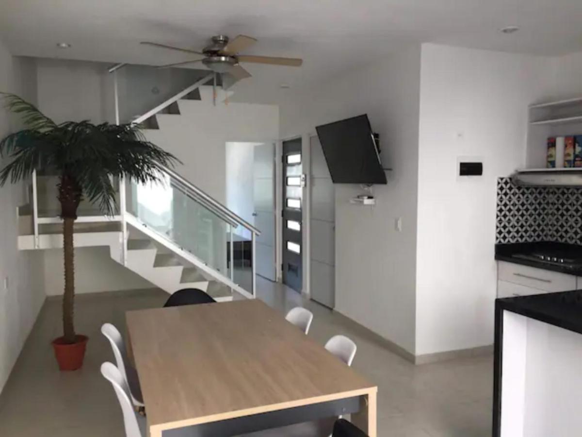 Stunning beach holidays house with 24h security - Housity