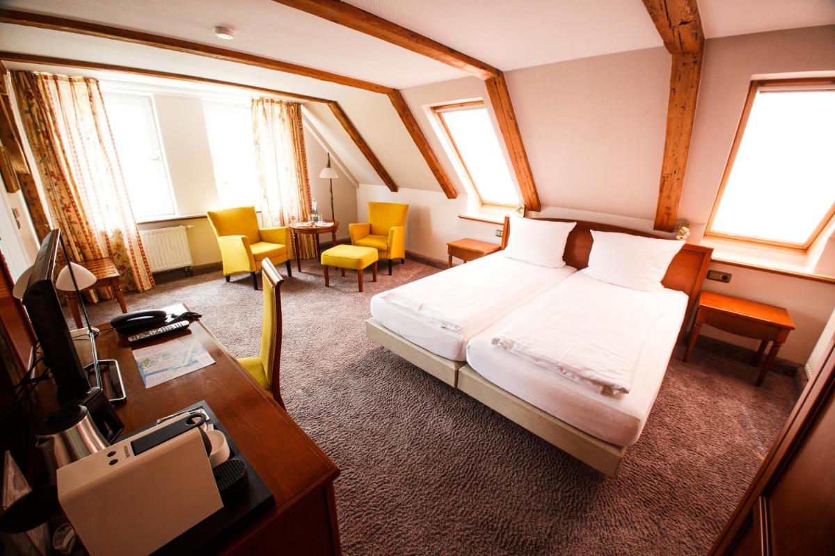 Romantik Hotel Aquarium - Housity