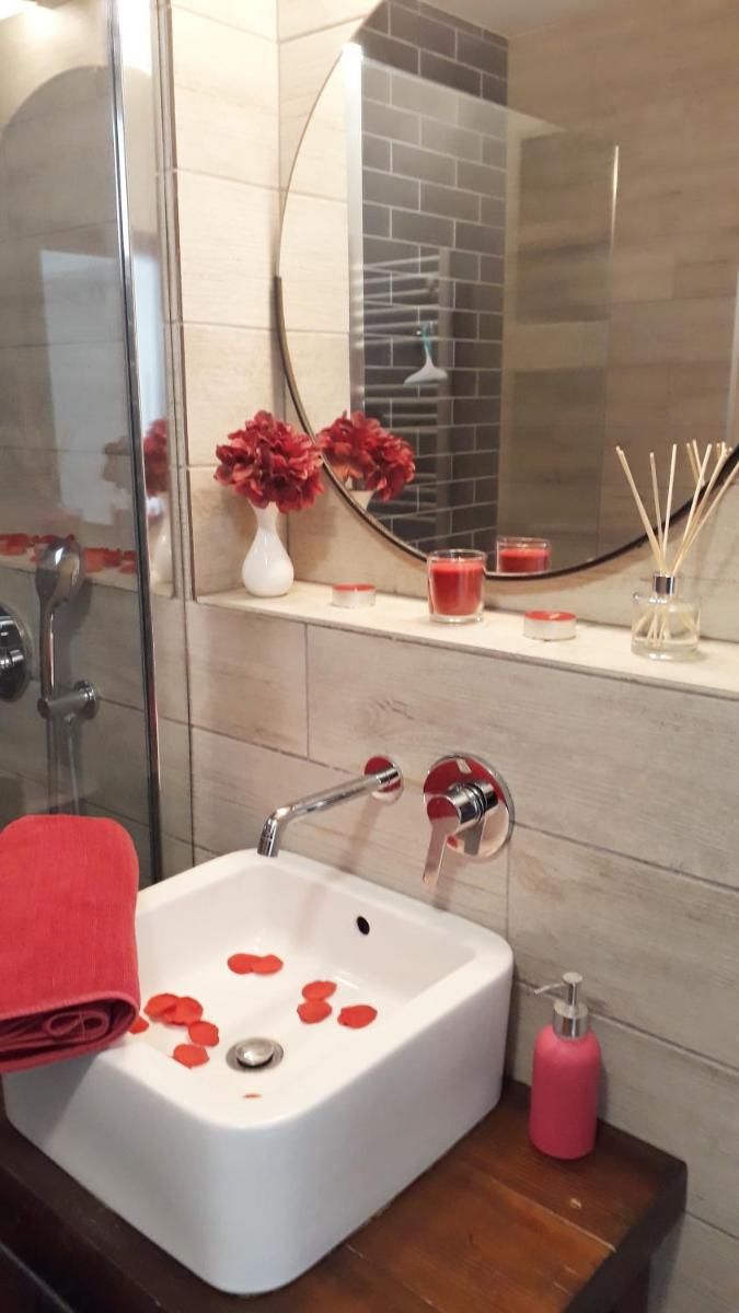 Onefourfour Apartment - Housity
