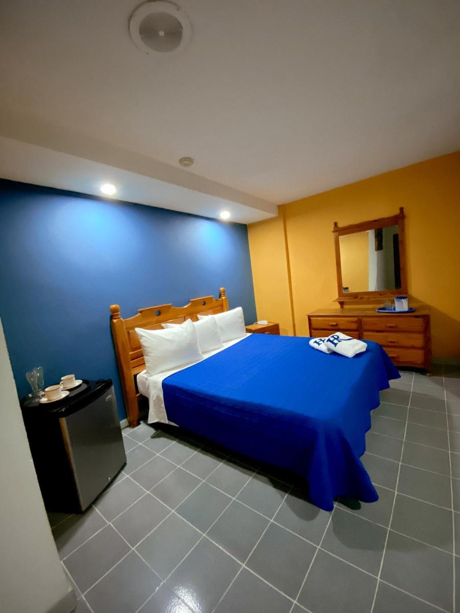 Hotel Renovación - Housity