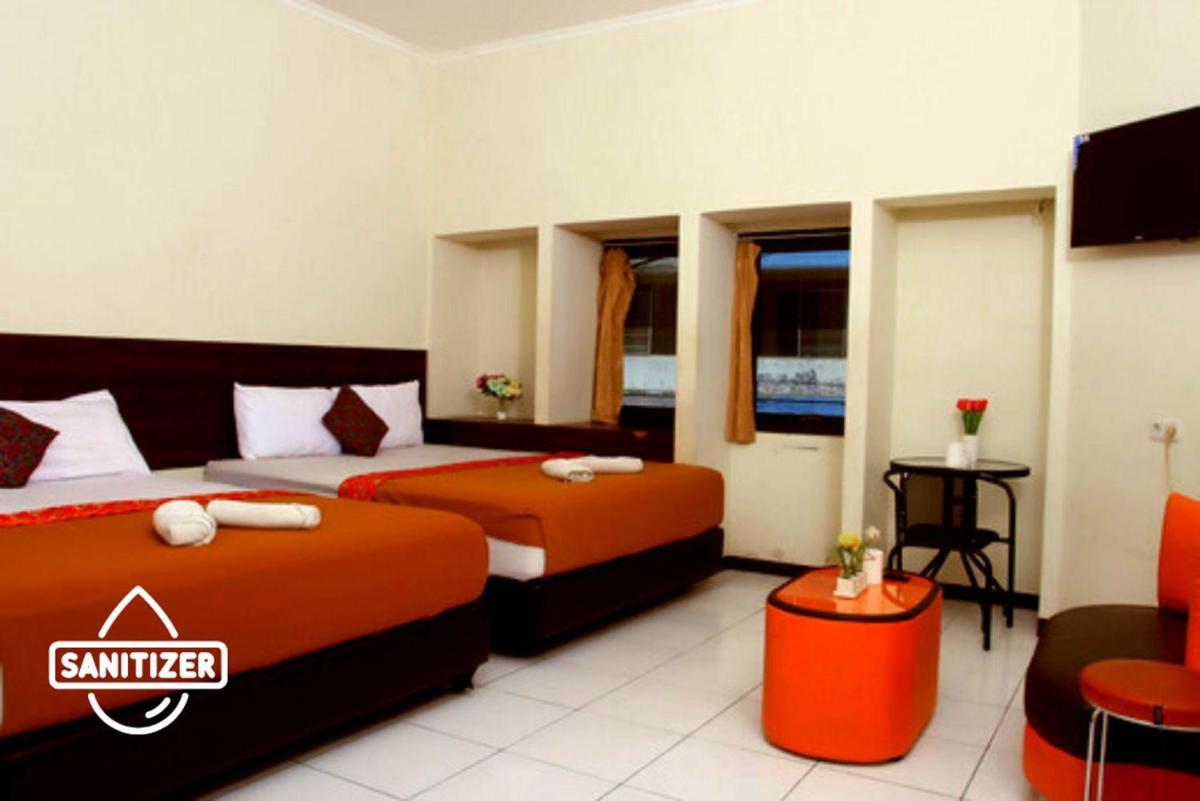 Bantal Guling Pasar Baru - Housity