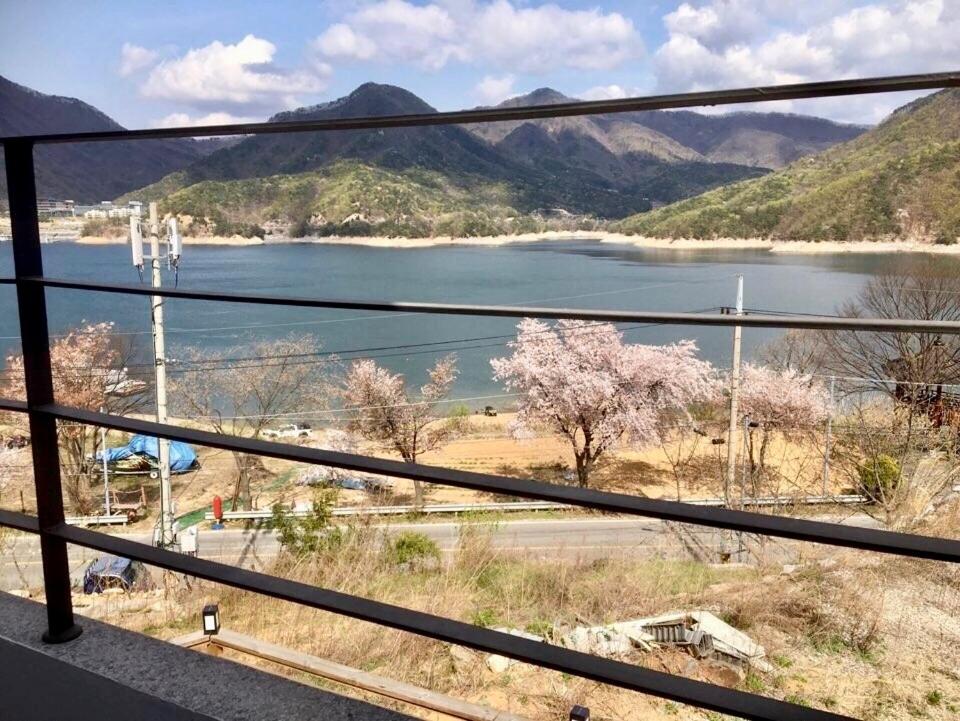 Romantic Sketch Pension - Housity