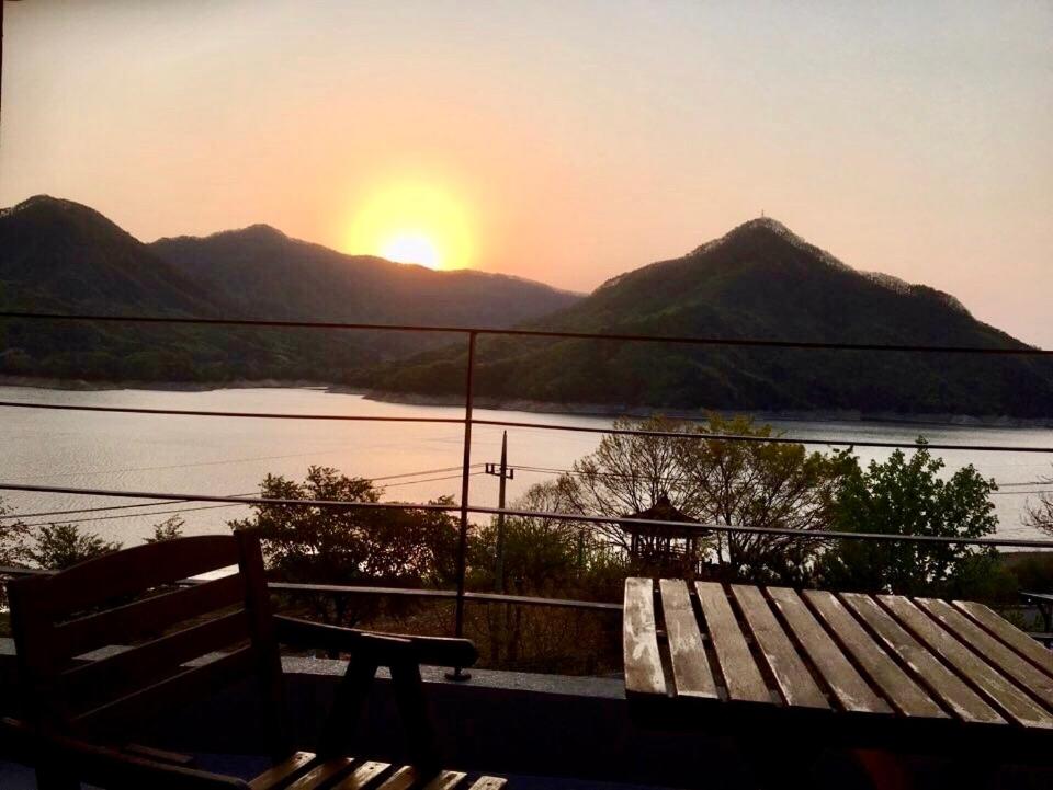 Romantic Sketch Pension - Housity