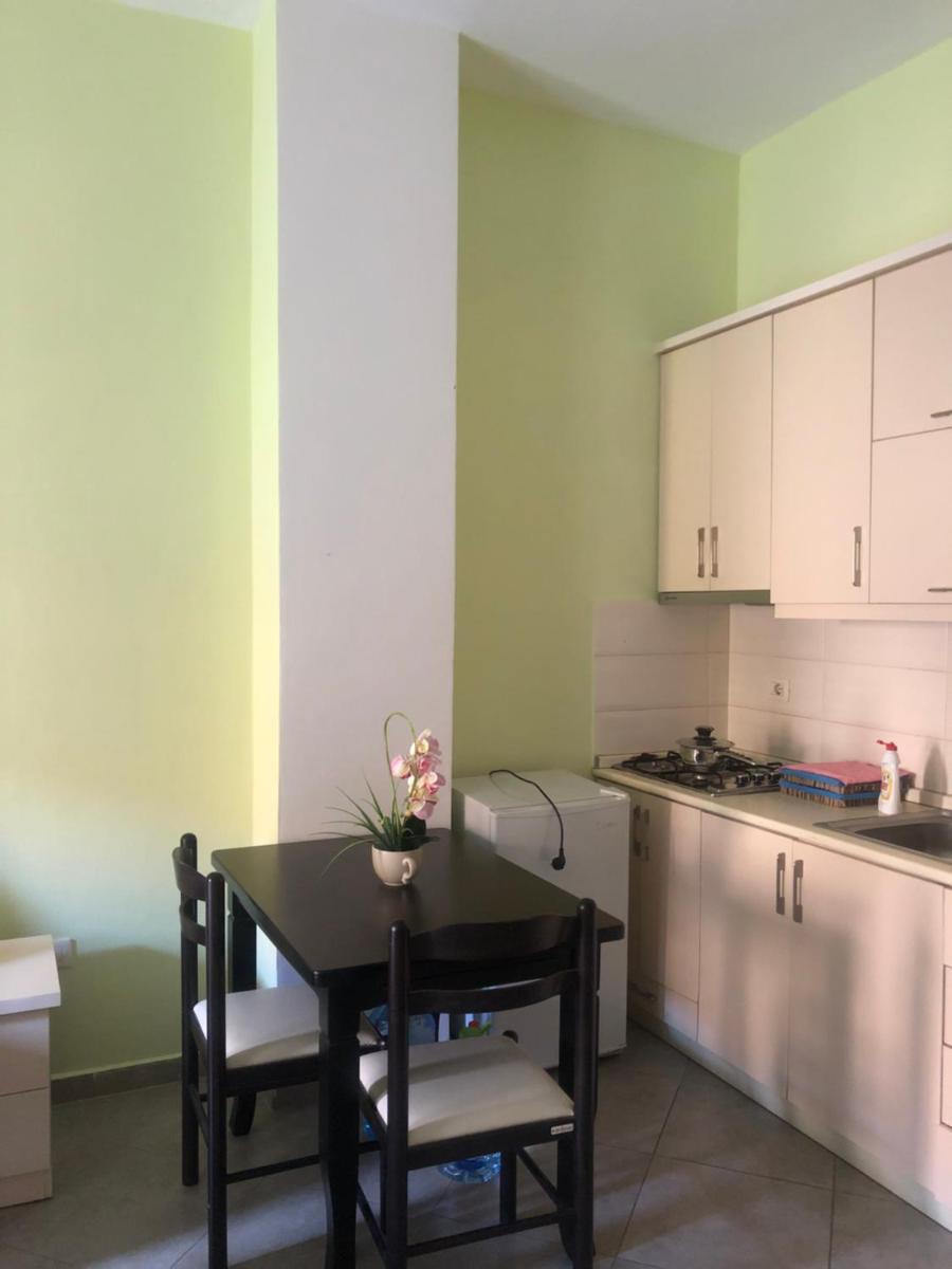 Suitetrails - Xhani Apartments