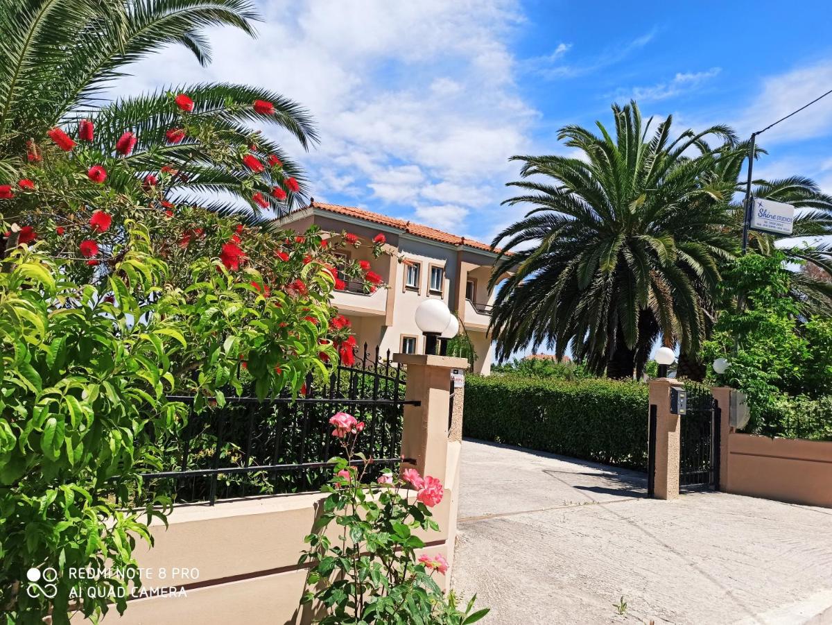 Shine Studios - Housity