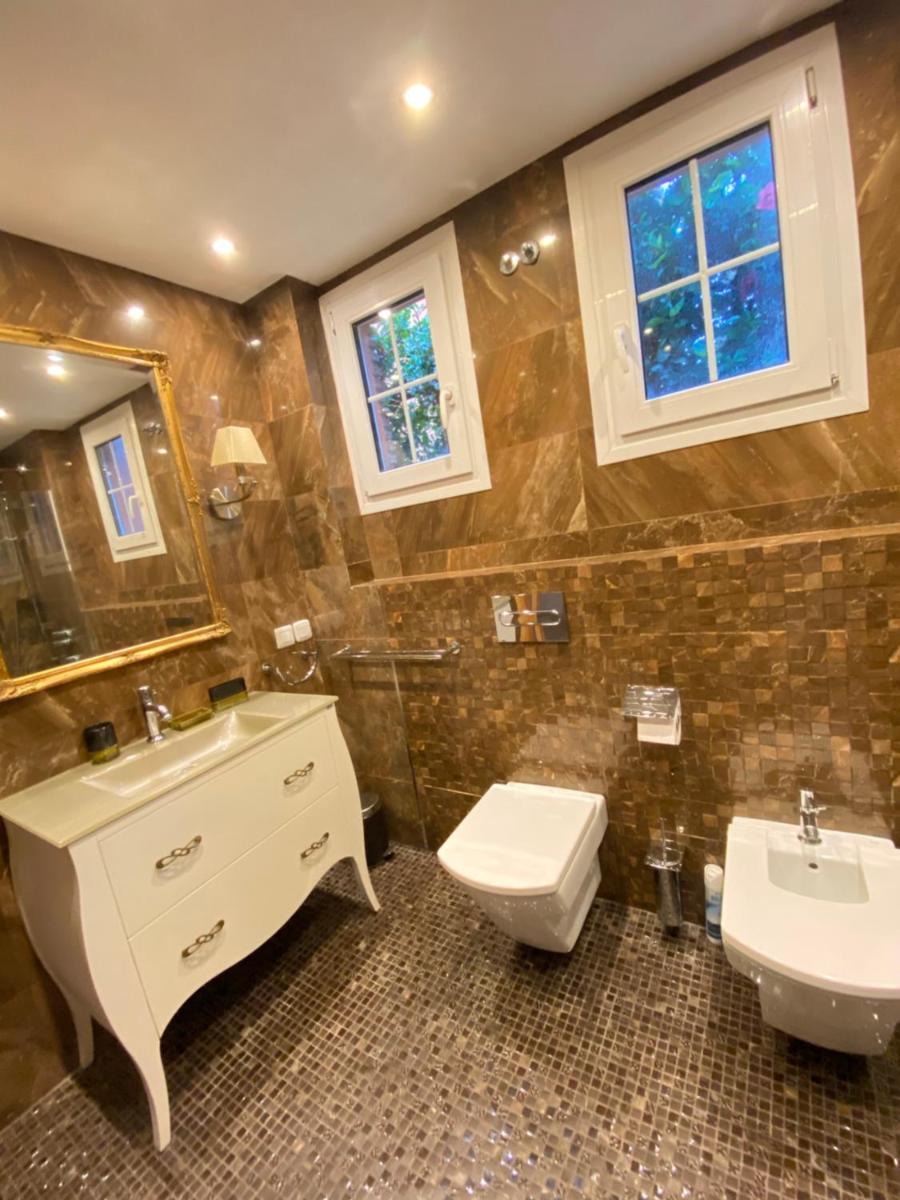 Suitetrails - Villa with heated private pool, sea view& turkish sauna