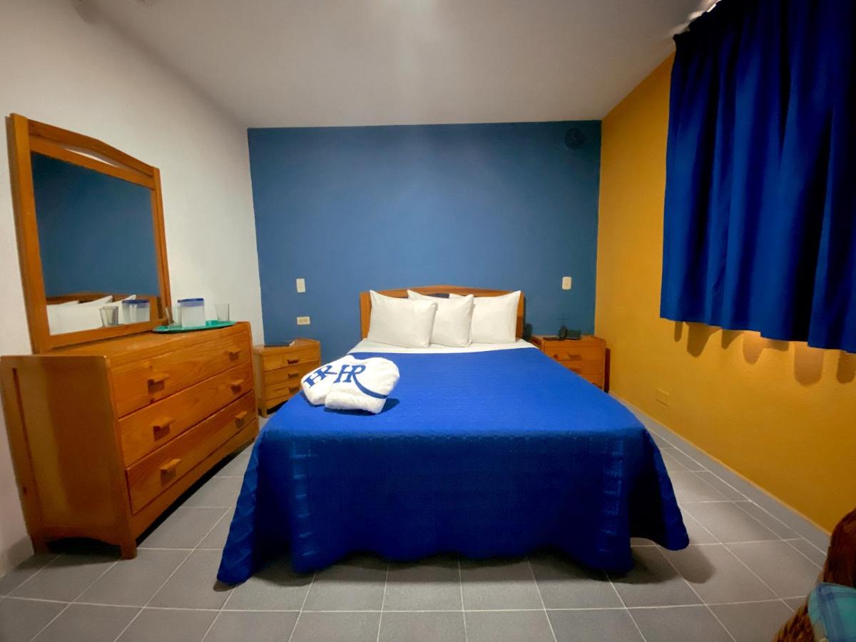 Hotel Renovación - Housity