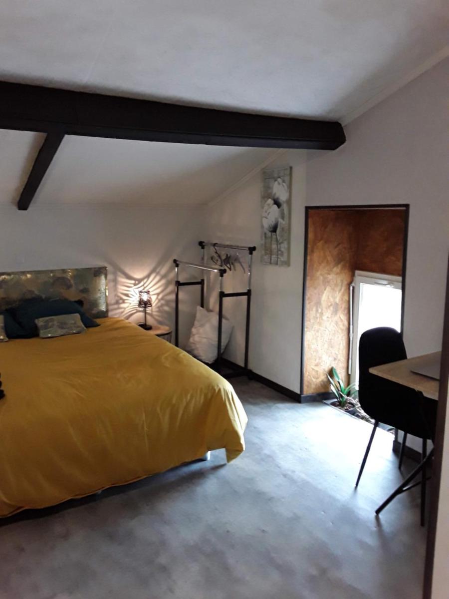 La chambre d'à côté - Housity